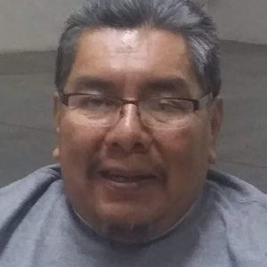 Meet your Posher, Troy